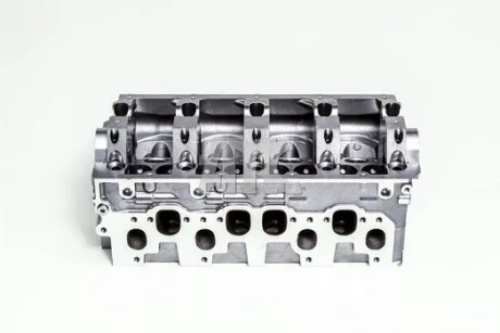 Головка блоку циліндрів VW T5 1.9TDI/Caddy 1.9TDI/2.0SDI 03- AMC 908716