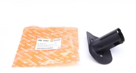 Направляюча форсунки омивача фари VW T5 10-15 (R) 380 7052 AUTOTECHTEILE 380-7052