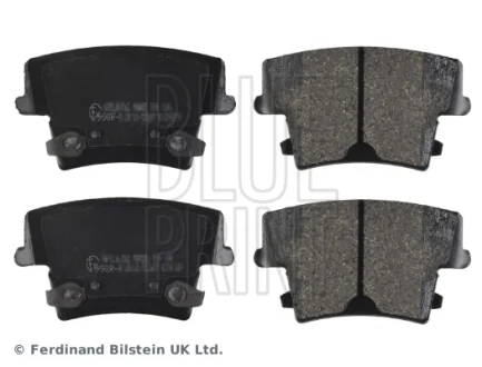 Колодки гальмівні (задні) Chrysler 300C 04-/Lancia Thema 11-14 BLUE PRINT ADA104205