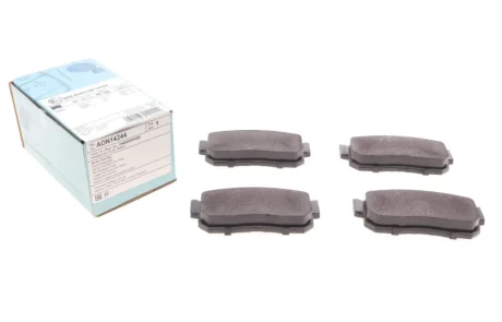 Колодки гальмівні (задні) Nissan Almera/Maxima 95-00/Primera 90-98/Sunny 90-95/Infiniti I30 97- BLUE PRINT ADN14244