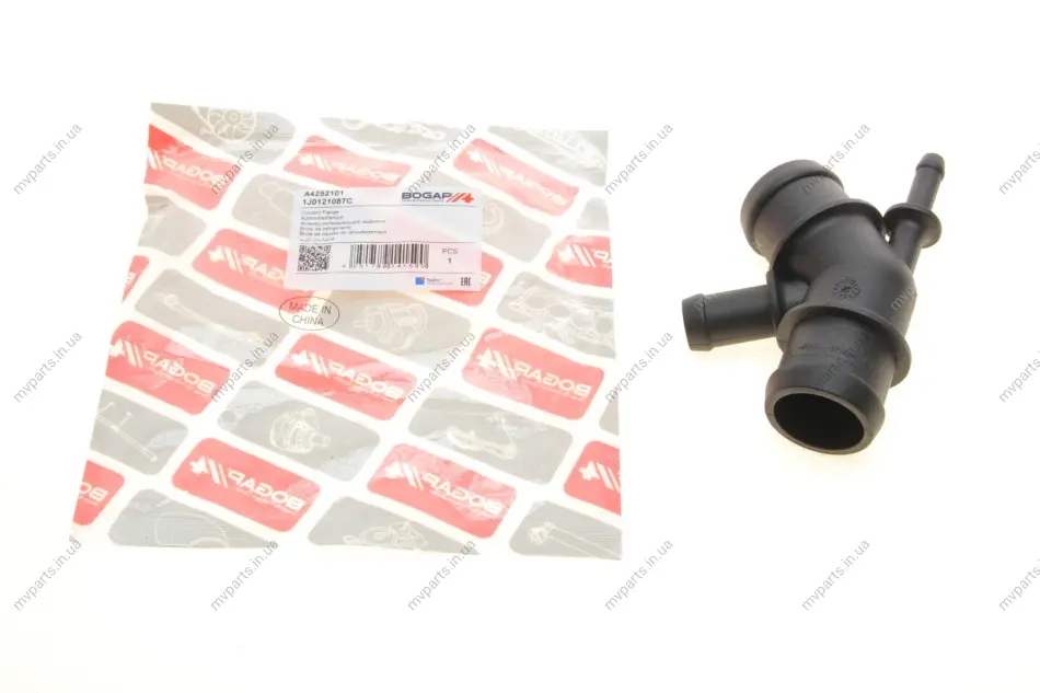 Фланець системи охолодження VW Bora/Golf IV/Sharan 1.4-2.8/1.9TDI 96-06 BOGAP A4252101 (фото 1)