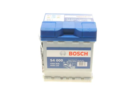 Акумуляторна батарея 44Ah/420A (175x175x190/+R/B13) 0 092 S40 001 BOSCH 0-092-S40-001