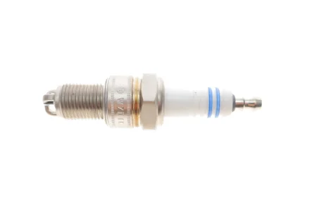 Свічка запалювання VW Golf 1.8 83-93/Audi 100 2.3 E 86-90 0 241 235 756 BOSCH 0-241-235-756