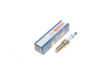 Свічка запалювання Hyundai i10/i20 1.2 08-15 0 242 135 545 BOSCH 0-242-135-545