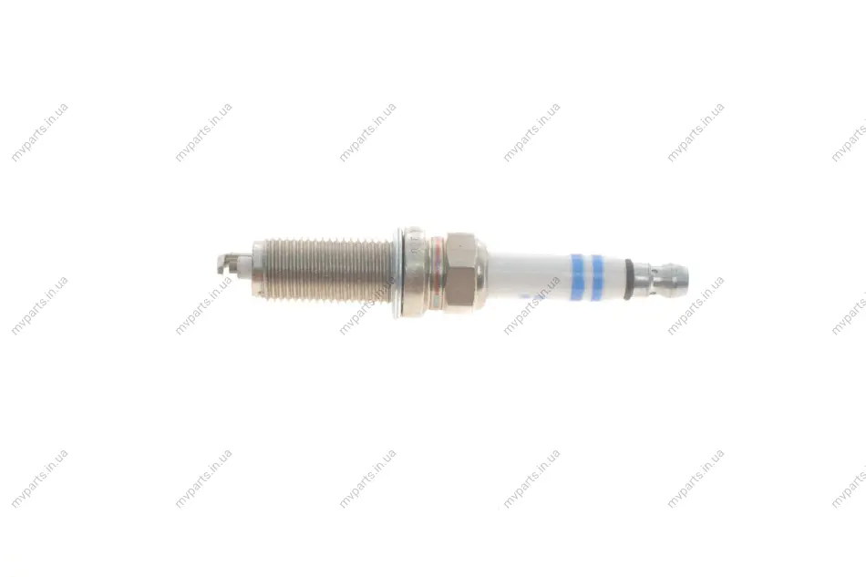 Свічка запалювання Renault Clio III 1.2 16V 05-14/Dacia Logan/Sandero 1.0 Hi-flex 11-12 0 242 140 530 BOSCH 0-242-140-530 (фото 1)