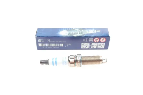 Свічка запалювання Citroen Berlingo/Peugeot 3008/5008 1.2 15- 0 242 140 543 BOSCH 0-242-140-543