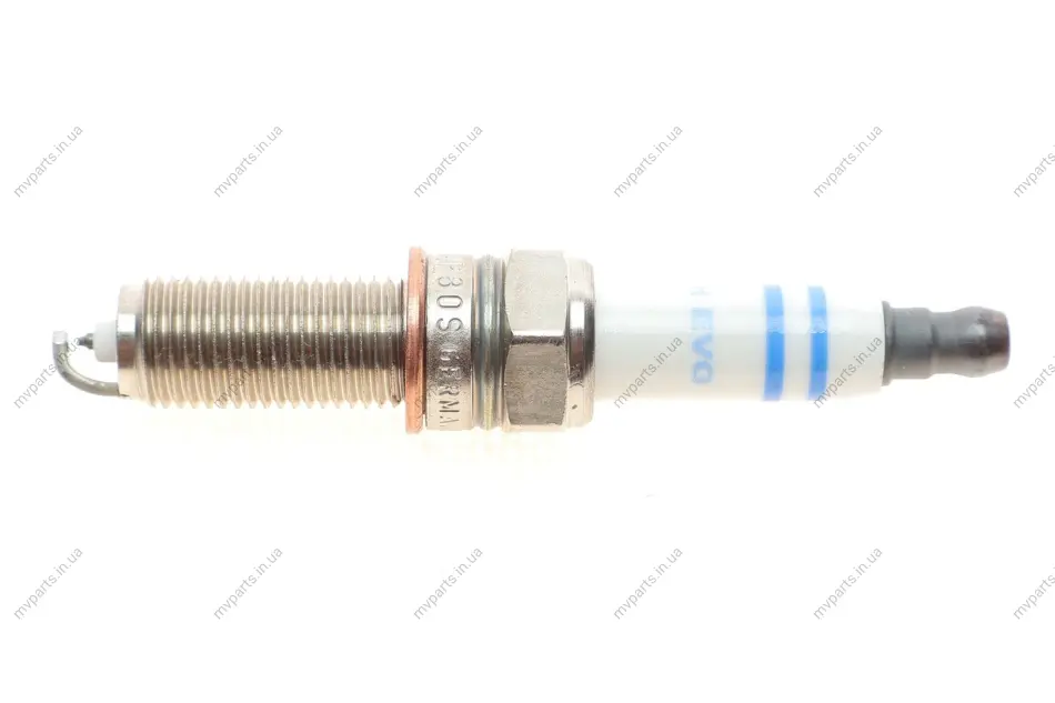 Свічка запалення Hyundai i20/i30/Kia Ceed 15- 0 242 145 611 BOSCH 0-242-145-611 (фото 1)