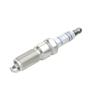 Свічка запалювання Chrysler Grand Voyager/Voyager/Jeep Cherokee 2.4 00-08 0 242 225 668 BOSCH 0-242-225-668
