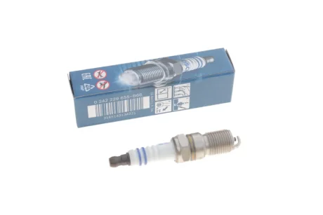 Свічка запалювання MB (W201/124/126/S124/C124) -96 (M102) 0 242 229 655 BOSCH 0-242-229-655