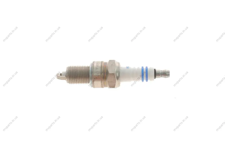 Свічка запалювання BMW 3 (E30)/5 (E28/E34)/7 (E23/E32) 81-92 M20/M30 0 242 229 779 BOSCH 0-242-229-779 (фото 1)