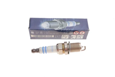 Свічка запалювання Mazda 2/3 1.3-1.6 07-15 0 242 230 519 BOSCH 0-242-230-519