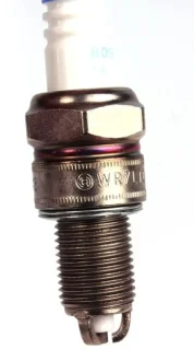 Свічка запалювання VW Caddy II 1.4/1.6i 95-04 0 242 235 664 BOSCH 0-242-235-664