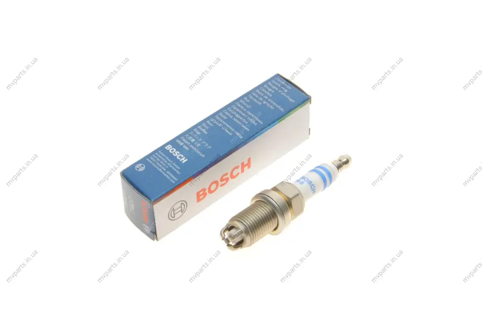 Свічка запалювання MB C-class (W202)/E-class (W210) 95-02 0 242 235 766 BOSCH 0-242-235-766 (фото 1)