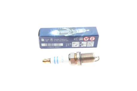 Свічка запалювання Porsche Cayenne 4.5 02-07 0 242 240 628 BOSCH 0-242-240-628