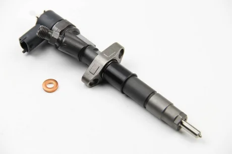 Форсунка Renault Master/Opel Movano 2.5dCi 01- (73/84kw) 0 445 110 141 BOSCH 0-445-110-141