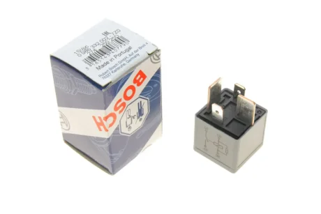 Реле свічок розжарювання (12V) VW T5/T6 1.9/2.0/2.5TDI 03- 0 986 332 002 BOSCH 0-986-332-002