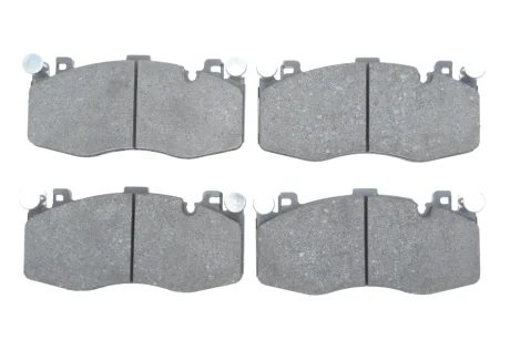 Колодки гальмівні (передні) BMW X5M (F15/F85)/X6M (F16/F86) 14-18 0 986 424 387 BOSCH 0-986-424-387