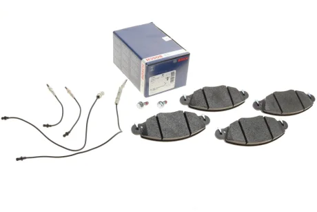 Колодки гальмівні (передні) Citroen С5 01- (+датчики) 0 986 424 581 BOSCH 0-986-424-581