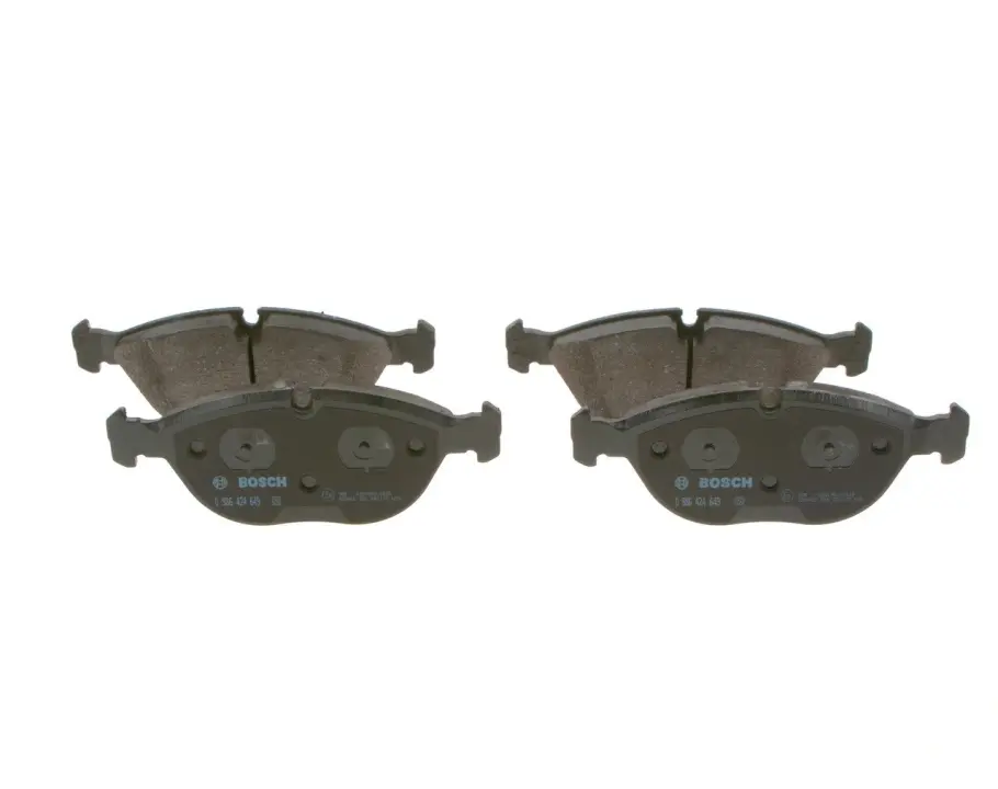 Колодка гальм. диск. MB C-CLASS, VW GOLF V передн. (вир-во Bosch) BOSCH 0-986-424-649 (фото 1)