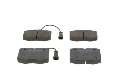 Колодки гальмівні (передні) Iveco Daily II 97-99 (+датчики) 0 986 424 768 BOSCH 0-986-424-768