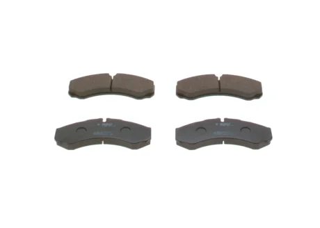 Колодки гальмівні (передні) Iveco Daily III 99-06 0 986 424 833 BOSCH 0-986-424-833