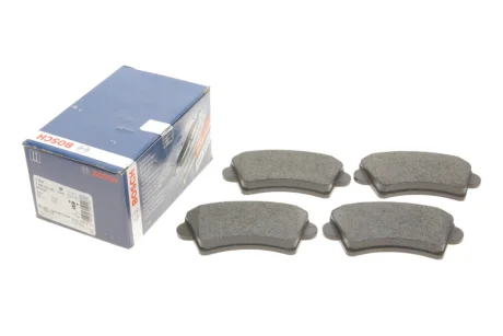 Колодки тормозные (передні) Nissan Interstar 02- 0 986 424 938 BOSCH 0-986-424-938
