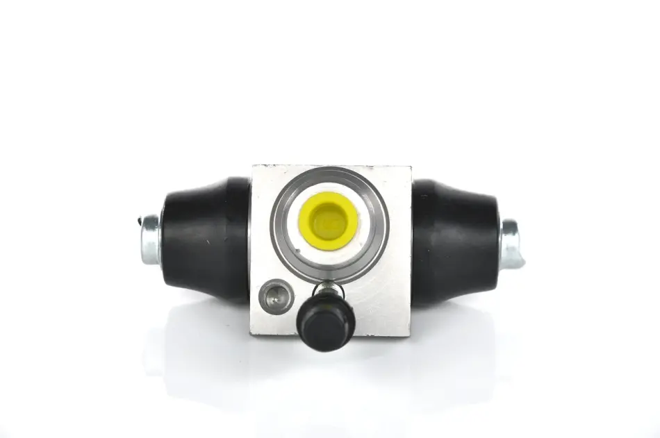 Циліндр гальмівний (задній) Audi 100/80/90/A2/VW Golf/Jetta/Passat/Polo 77- 0 986 475 260 BOSCH 0-986-475-260 (фото 1)