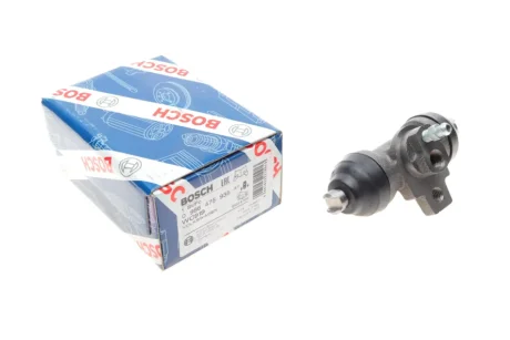 Циліндр гальмівний (задній) VW T4 90-03 0 986 475 935 BOSCH 0-986-475-935