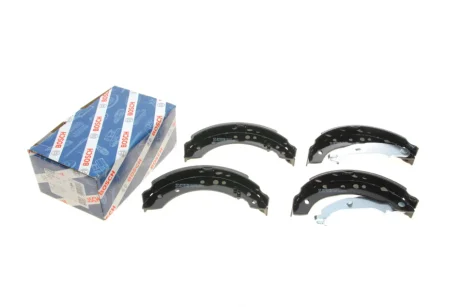 Колодки гальмівні (задні) Smart ForFour 04-06/Mitsubishi Colt 04-12 (барабанні) (203.2x38) 0 986 487 746 BOSCH 0-986-487-746
