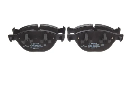 Колодки гальмівні (передні) BMW X5 (E70/F15/F85) 06-/X6 (E71/E72/F16/F86) 08- 0 986 494 307 BOSCH 0-986-494-307