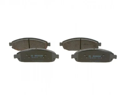 Колодки гальмівні (передні) Jeep Grand Cherokee III/IV 04-/Commander 05-10 (Akebono) 0 986 494 370 BOSCH 0-986-494-370