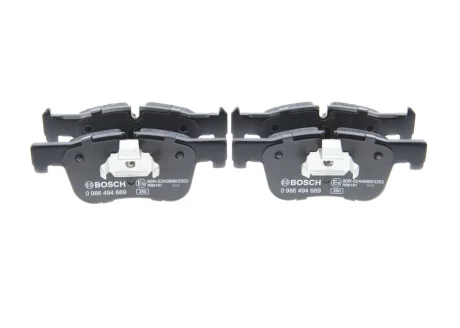 Колодки гальмівні (передні) BMW 1 (F20)/3 (F30)/4 (F32) 10- 0 986 494 689 BOSCH 0-986-494-689