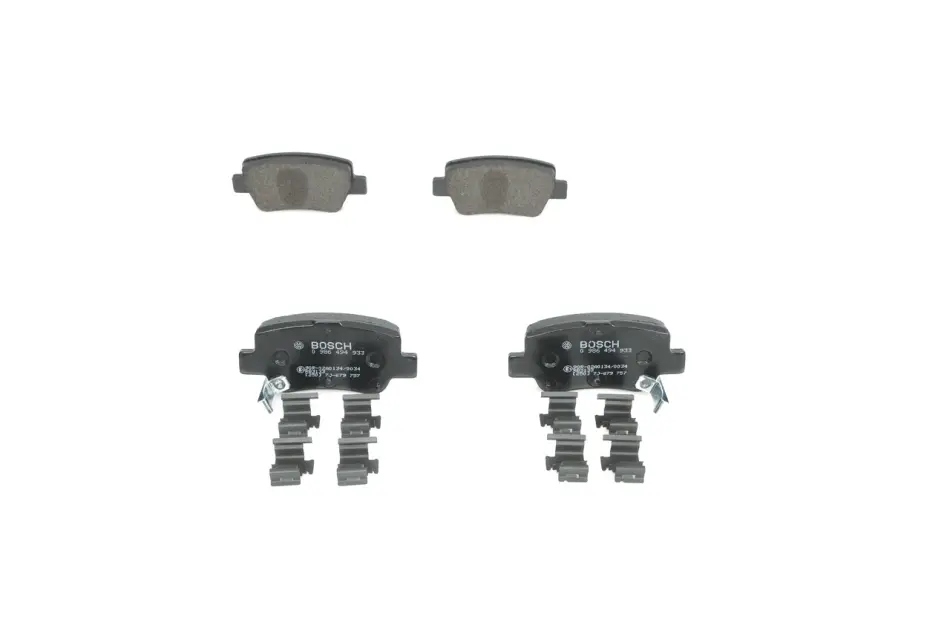 Колодки гальмівні (задні) Toyota Avensis 08-18 (з прижимною пластиною) = 0986494403 0 986 494 933 BOSCH 0-986-494-933 (фото 1)