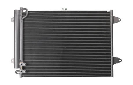 Радіатор кондиціонера VW Passat 05-14/СС 2.0TDI 11-16 1 986 AD2 118 BOSCH 1-986-AD2-118