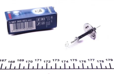 Автолампа H1 24V 70W P14.5s Trucklight 1 987 302 411 BOSCH 1-987-302-411