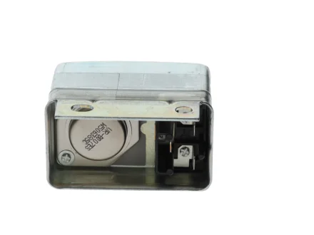 Реле генератора (12V) Opel Kadett/VW T2 1.1-2.0 -79 F 026 T02 230 BOSCH F-026-T02-230