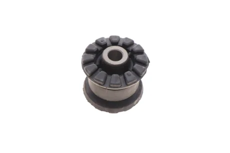 Сайлентблок важеля (переднього/знизу) Audi 80/90 -94/VW Passat -88 CORTECO 21652144
