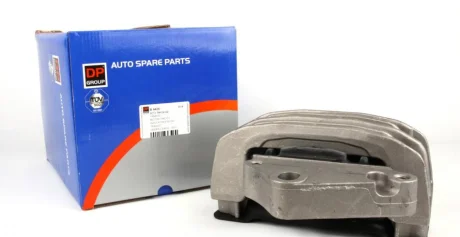 Подушка двигуна (L) Ford Transit FWD 00- DP B 4426 DP Group B-4426