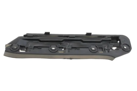 Кронштейн кріплення бампера (переднього/R) VW Touran 03-06/Caddy III 04-10 DPA 88070905802