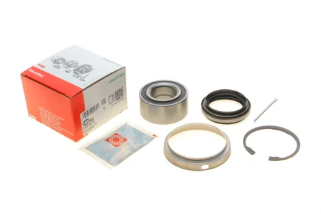 Підшипник маточини (передньої) Toyota Carina/Rav4 83-02 713 6183 10 FAG 713-6183-10