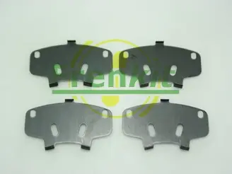 Комплект протискрипних пластин (передніх) Kia Rio 00-05/Mazda 626 IV/MX-6 92-99 (Mando/Sumitomo) FRENKIT 940097 (фото 1)