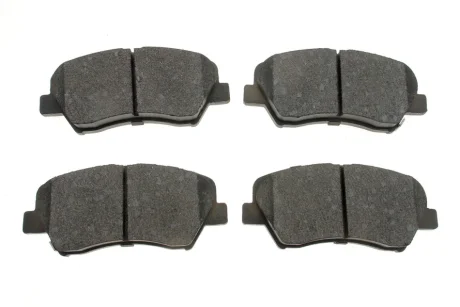 Колодки гальмівні (передні) Hyundai Elantra 10-/ i30 11-/ Kia Ceed/Cerato 12- R15 PARTS KAVO KBP-3030