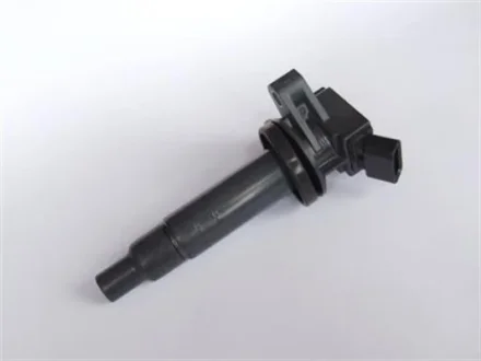 Котушка запалювання (вир-во Magneti Marelli кор.код BAEQ125) MAGNETI MARELLI 060717125012