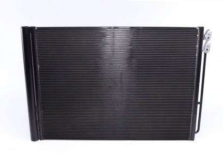Радіатор кондиціонера BMW 5 (F10/F11)/6 (F12/F13) 11-18 MAHLE AC 567 000S MAHLE / KNECHT AC-567-000S