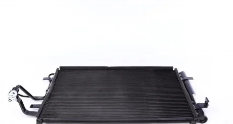 Радіатор кондиціонера Kia Ceed 1.4-2.0 06-12 MAHLE AC 697 000S MAHLE / KNECHT AC-697-000S