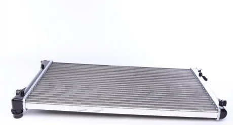 Радіатор охолодження VW Caddy 04-15 (650x416x23) (ребра завальцовані) MAHLE CR 30 001S MAHLE / KNECHT CR-30-001S