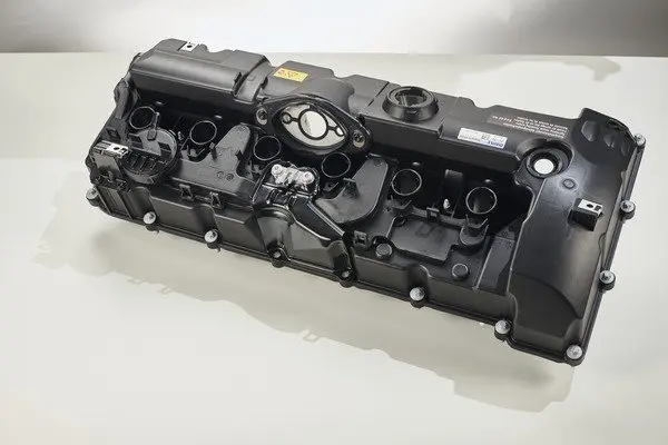 Кришка клапанів з клапаном вентиляції та ущільненням BMW N52B30/N52B25 (вир-во MAHLE) MAHLE / KNECHT ZH-21 (фото 1)