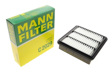 Фільтр повітряний Hyundai Elantra 1.6/D/i30 1.4-2.0/1.6-2.0CRDi 06-12/Kia Cee\'d/Cerato 1.6/2.0 08- -FILTER C 2029 MANN C-2029