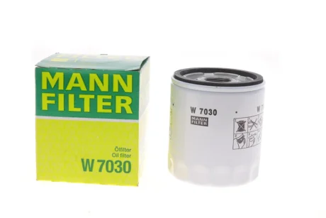 Фільтр масляний Chrysler Avenger/Calibre/Patriot 06- -FILTER W 7030 MANN W-7030