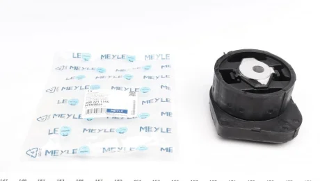Подушка АКПП BMW 3 (E46/E90/E91)/ 5 (E60)/ X3 (E83) 2.0D-3.0D 00-15 300 221 1144 MEYLE 300-221-1144